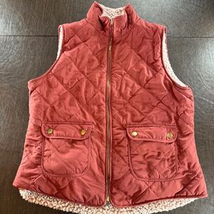Love Tree Reversible Quilted and Sherpa Vest Rust with Gold Accents Sz L